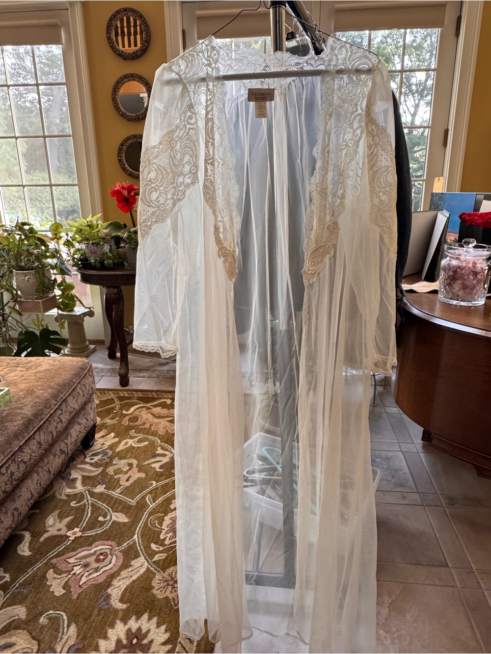 Victoria’s Secret gold Label Lace Trim Long Robe - Ivory